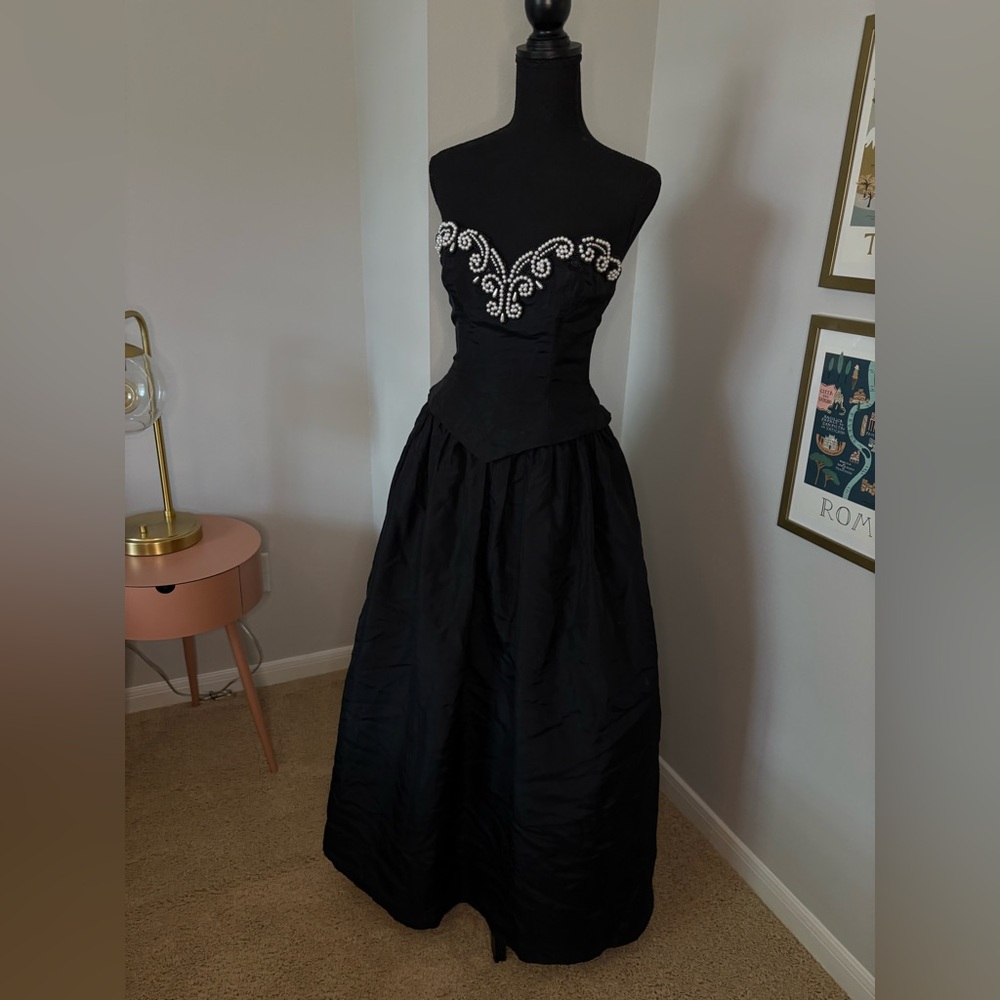 Rare Stunning vintage Jessica McClintock Gunne Sax black formal dress 🖤